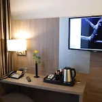 Hotel Dom Am Roemerbrunnen Colónia