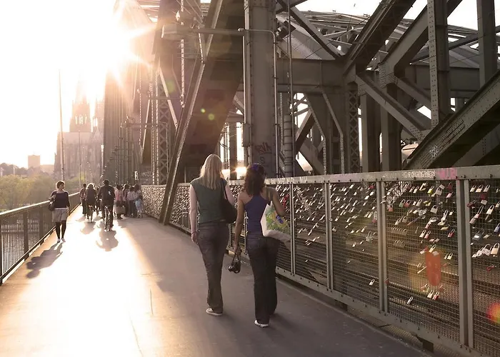 Dom Am Roemerbrunnen