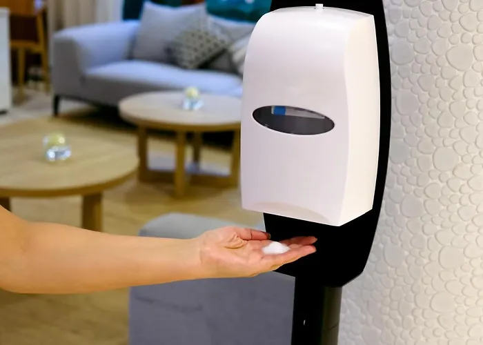 Dom Am Roemerbrunnen Keulen