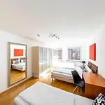 Hotel Dom Am Roemerbrunnen
