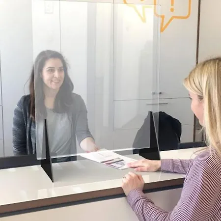 Dom Am Roemerbrunnen Hotel