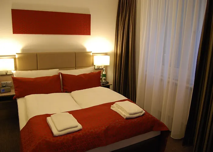 Dom Am Roemerbrunnen 3* Colonia