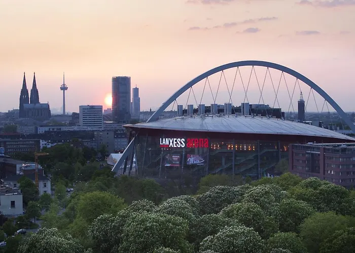 Dom Am Roemerbrunnen