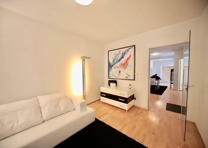 Dom Am Roemerbrunnen 3* Colonia