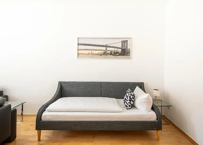 Dom Am Roemerbrunnen 3* Colonia