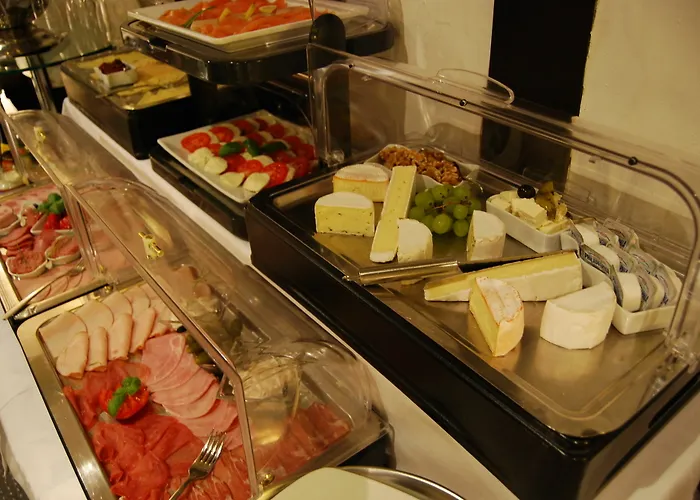 Dom Am Roemerbrunnen