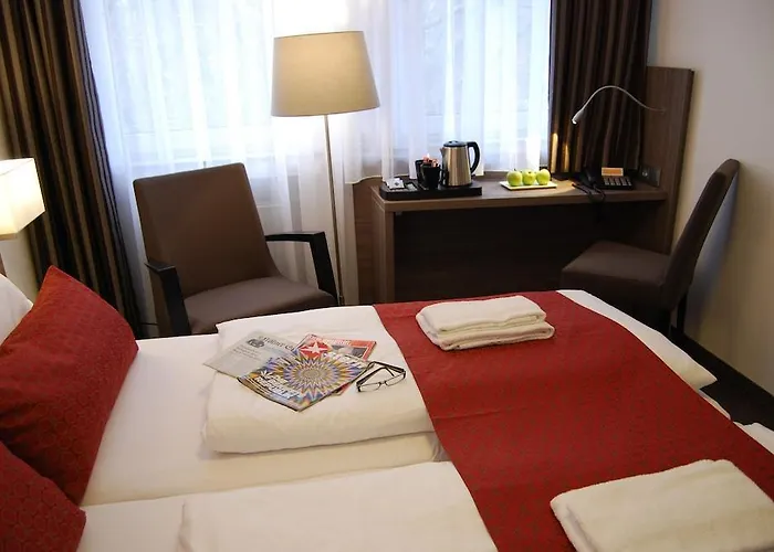 Dom Am Roemerbrunnen Hotel