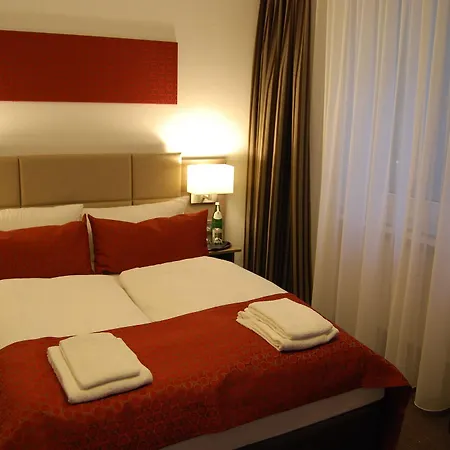 Dom Am Roemerbrunnen 3* Köln