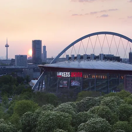 Dom Am Roemerbrunnen