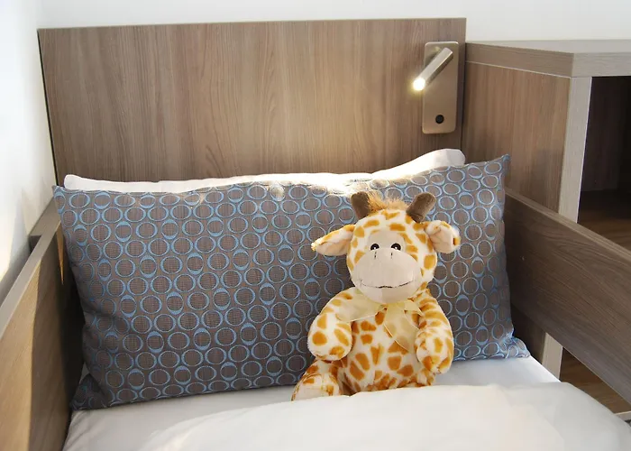 Dom Am Roemerbrunnen Cologne